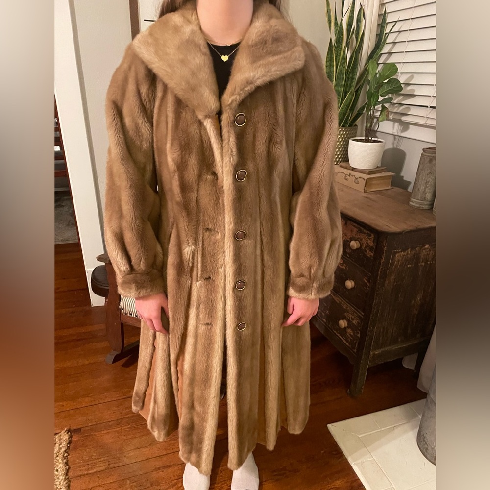 Vintage faux fur coat with genuine leather